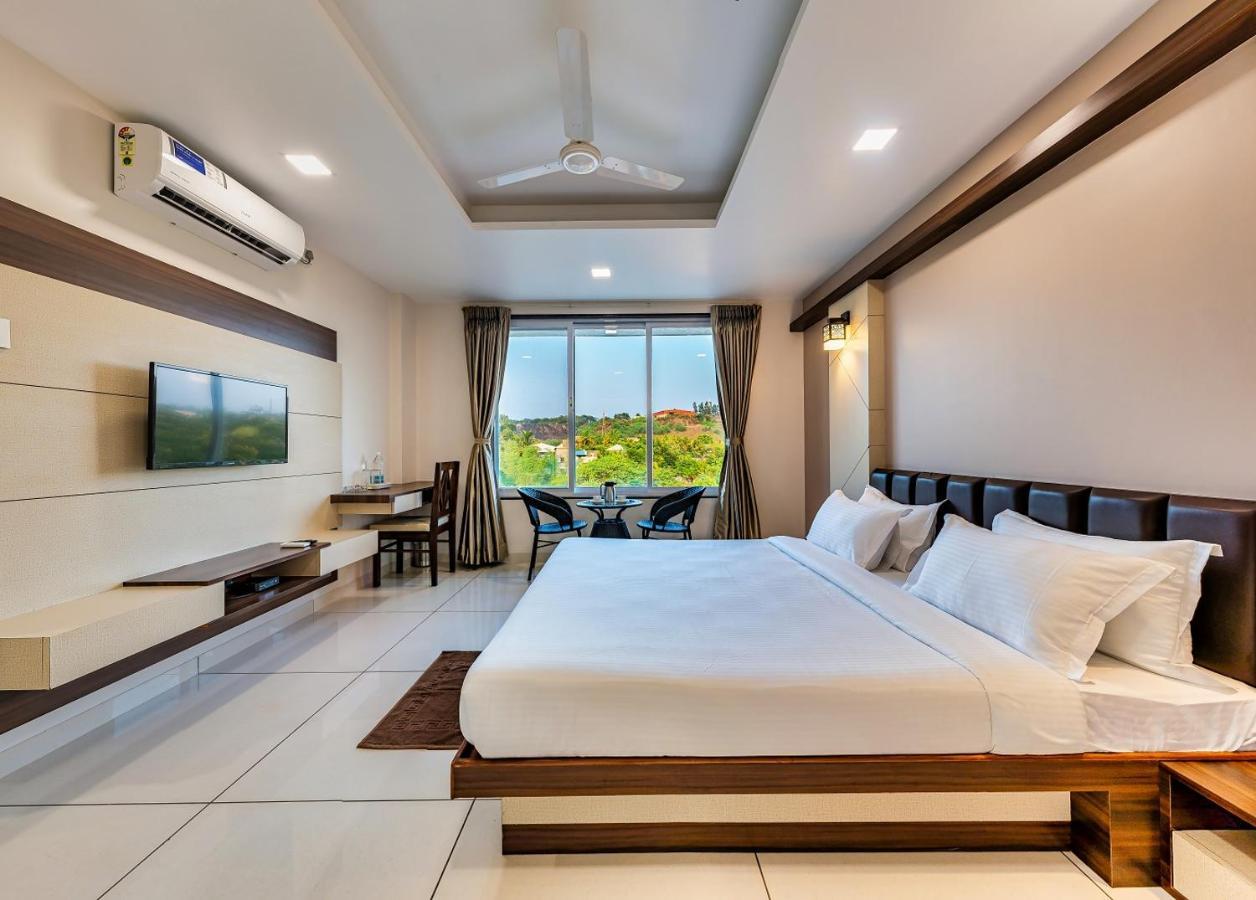 Hotel Grand Indu, 3 Star Kolhapur Ngoại thất bức ảnh